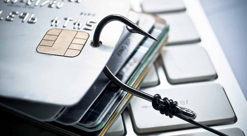 Tips to avoid credit and debit card fraud